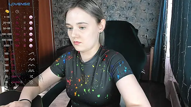 Your small bunny online show from 02/21/25, 05:13