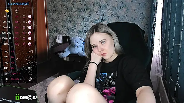 Your small bunny online show from 02/26/25, 07:20