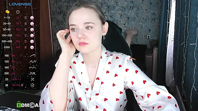 Your small bunny online show from 03/05/25, 03:08