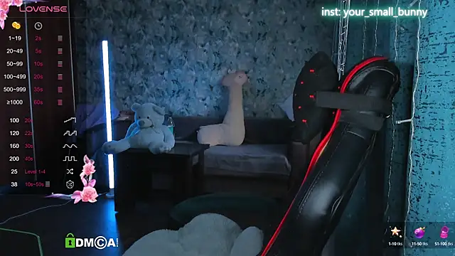 Your small bunny online show from 09/23/25, 02:03