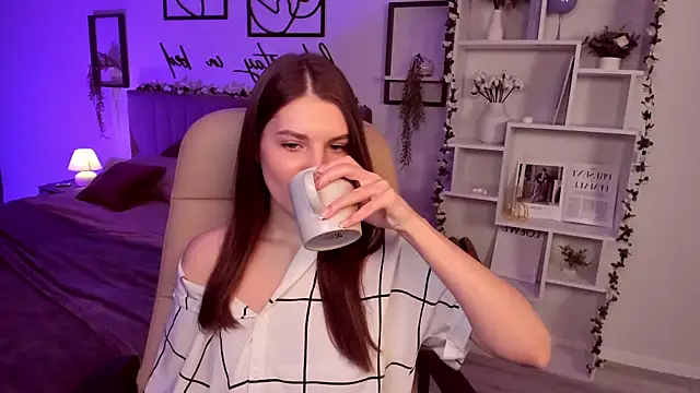 BellaSweetHeart online show from 02/24/25, 01:31