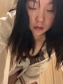 Snapshot of Xixi-Gala chatting on 01/11/25, 07:49 Xixi-Gala online show from 01/11/25, 07:49