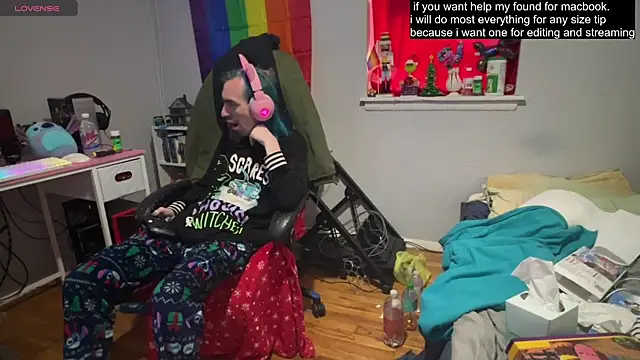 tallnerdyguy online show from 03/17/25, 10:06