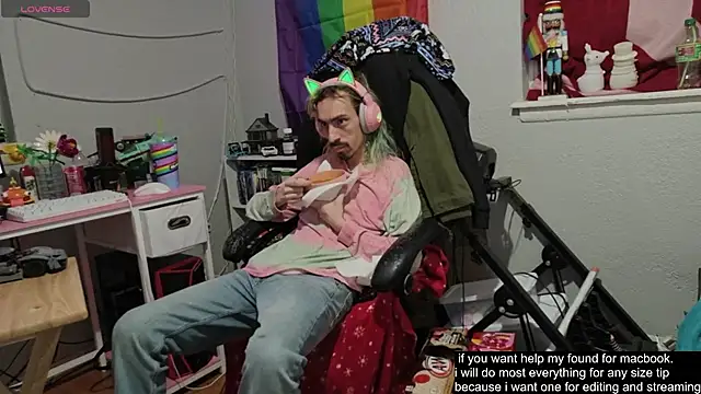 tallnerdyguy online show from 09/19/25, 02:35