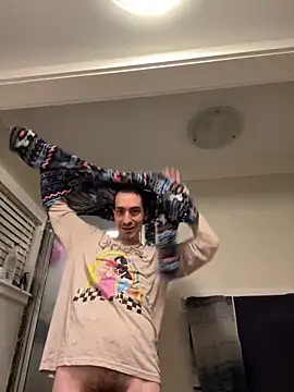 tallnerdyguy online show from 05/26/26, 03:57