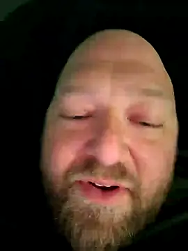 Snapshot of Strong_Bear89 chatting on 01/24/25, 09:17 Strong Bear89 online show from 01/24/25, 09:17