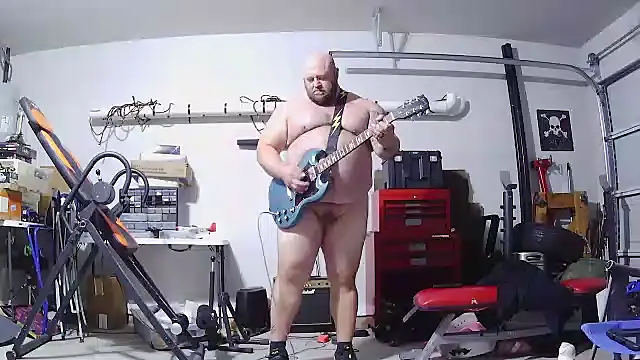 Strong Bear89 online show from 02/23/26, 08:50