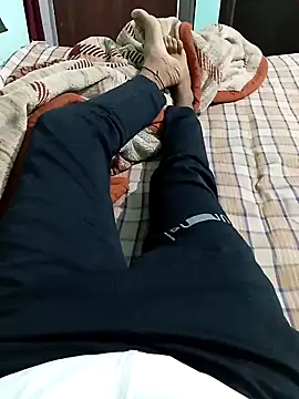 Snapshot of blr_boi chatting on 12/12/24, 03:48 blr boi online show from 12/12/24, 03:48