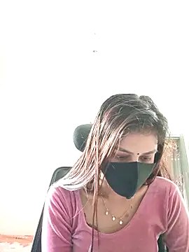 Snapshot of Tisha-01 chatting on 09/11/25, 04:12 Tisha-01 online show from 09/11/25, 04:12