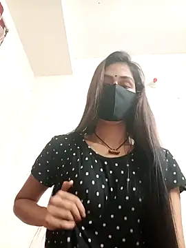 Snapshot of Tisha-01 chatting on 09/17/25, 06:09 Tisha-01 online show from 09/17/25, 06:09