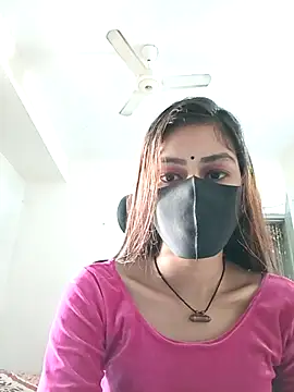 Snapshot of Tisha-01 chatting on 09/19/25, 01:07 Tisha-01 online show from 09/19/25, 01:07