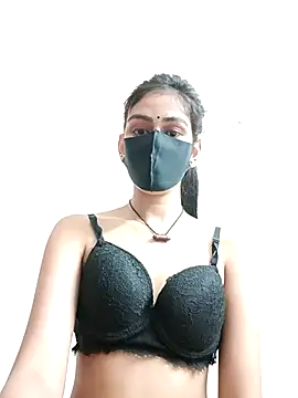 Snapshot of Tisha-01 chatting on 09/23/25, 03:37 Tisha-01 online show from 09/23/25, 03:37