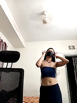 Snapshot of Tisha-01 chatting on 09/27/25, 01:38 Tisha-01 online show from 09/27/25, 01:38