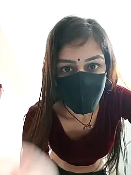 Snapshot of Tisha-01 chatting on 10/07/25, 02:36 Tisha-01 online show from 10/07/25, 02:36