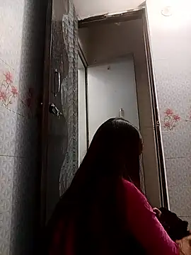 Snapshot of Tisha-01 chatting on 10/18/25, 01:56 Tisha-01 online show from 10/18/25, 01:56