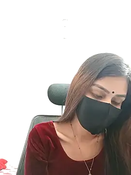 Snapshot of Tisha-01 chatting on 11/04/25, 01:10 Tisha-01 online show from 11/04/25, 01:10