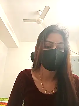 Snapshot of Tisha-01 chatting on 11/13/25, 07:18 Tisha-01 online show from 11/13/25, 07:18