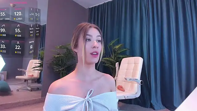 LaurynCopper online show from 02/25/26, 06:23