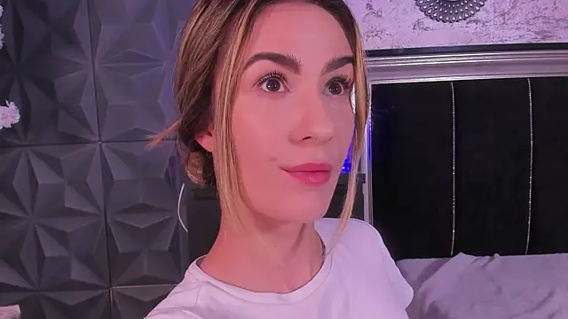 LaurynCopper online show from 07/12/26, 05:31