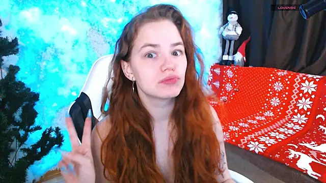 Snapshot of Fox_Lisa chatting on 12/11/24, 10:25 Fox Lisa online show from 12/11/24, 10:25