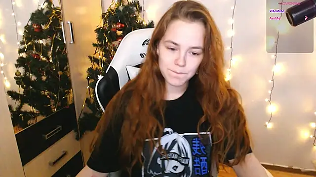 Snapshot of Fox_Lisa chatting on 12/21/24, 03:09 Fox Lisa online show from 12/21/24, 03:09