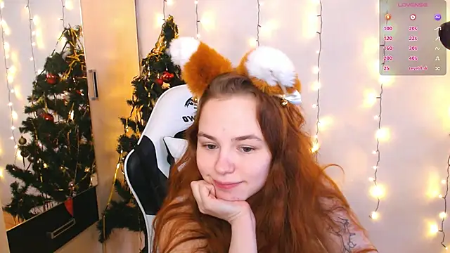 Snapshot of Fox_Lisa chatting on 12/24/24, 09:28 Fox Lisa online show from 12/24/24, 09:28