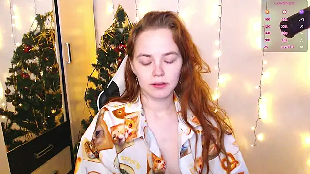 Snapshot of Fox_Lisa chatting on 12/29/24, 08:55 Fox Lisa online show from 12/29/24, 08:55