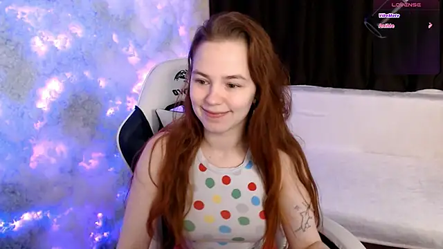 Snapshot of Fox_Lisa chatting on 01/24/25, 11:15 Fox Lisa online show from 01/24/25, 11:15