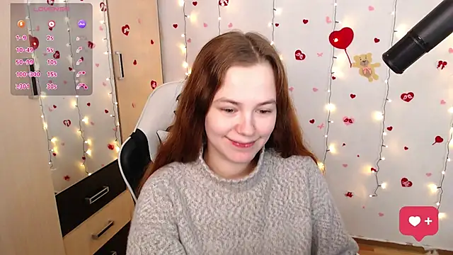 Snapshot of Fox_Lisa chatting on 02/13/25, 10:55 Fox Lisa online show from 02/13/25, 10:55