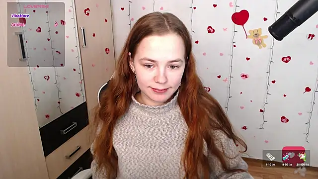 Snapshot of Fox_Lisa chatting on 02/14/25, 01:51 Fox Lisa online show from 02/14/25, 01:51