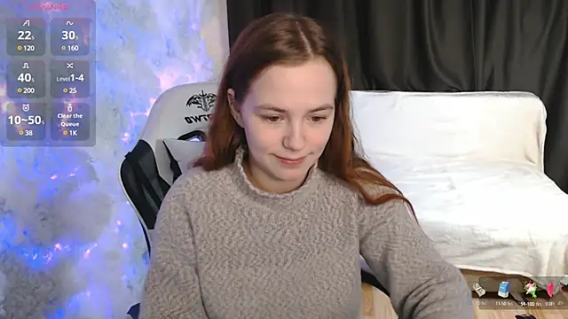 Snapshot of Fox_Lisa chatting on 02/26/25, 10:58 Fox Lisa online show from 02/26/25, 10:58