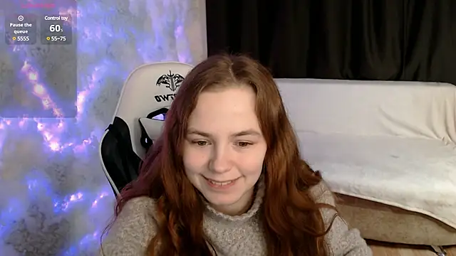 Snapshot of Fox_Lisa chatting on 03/01/25, 08:31 Fox Lisa online show from 03/01/25, 08:31