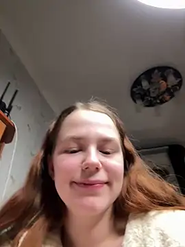 Snapshot of Fox_Lisa chatting on 03/08/25, 09:29 Fox Lisa online show from 03/08/25, 09:29