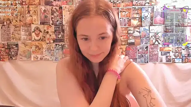 Snapshot of Fox_Lisa chatting on 09/08/25, 09:03 Fox Lisa online show from 09/08/25, 09:03