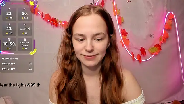 Snapshot of Fox_Lisa chatting on 10/16/25, 08:10 Fox Lisa online show from 10/16/25, 08:10