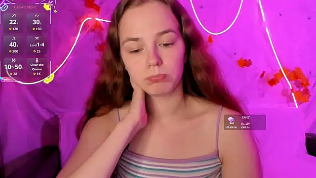 Snapshot of Fox_Lisa chatting on 11/14/25, 10:18 Fox Lisa online show from 11/14/25, 10:18