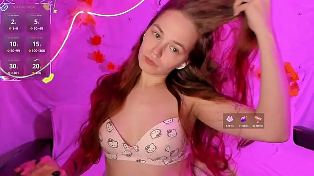 Snapshot of Fox_Lisa chatting on 11/19/25, 08:53 Fox Lisa online show from 11/19/25, 08:53