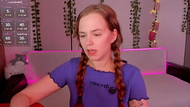 Fox Lisa online show from 04/21/26, 08:23