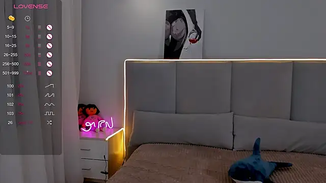 Snapshot of Emeli_Love chatting on 02/11/25, 08:48 Emeli Love online show from 02/11/25, 08:48