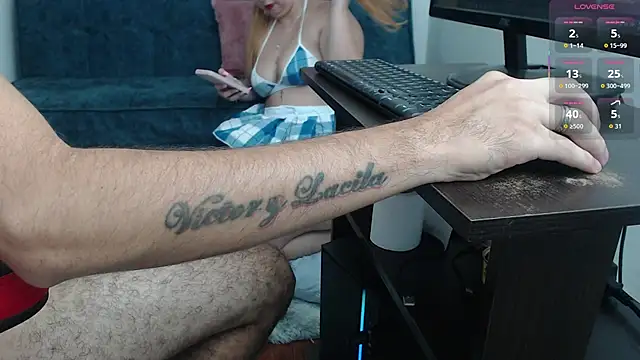 Snapshot of sophia_frank chatting on 10/01/25, 01:17 sophia frank online show from 10/01/25, 01:17