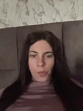 CurlyLara online show from 04/15/26, 10:44