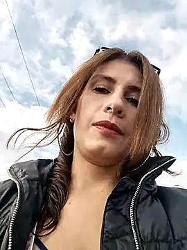 Snapshot of Alysson-- chatting on 02/20/25, 12:57 Alysson-- online show from 02/20/25, 12:57