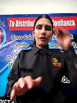 Snapshot of Alysson-- chatting on 09/15/25, 02:17 Alysson-- online show from 09/15/25, 02:17