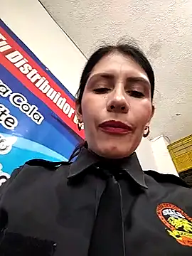 Snapshot of Alysson-- chatting on 10/02/25, 02:24 Alysson-- online show from 10/02/25, 02:24