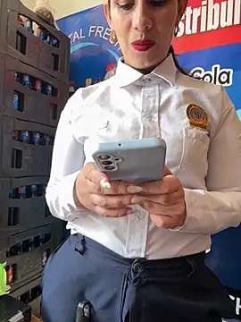 Alysson-- online show from 12/05/25, 01:42