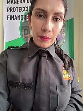 Snapshot of Alysson-- chatting on 02/02/26, 03:11 Alysson-- online show from 02/02/26, 03:11