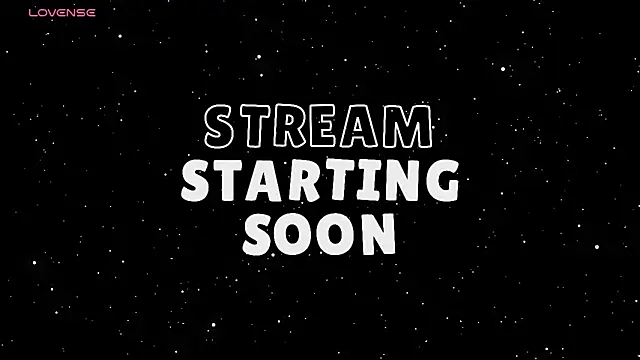 Snapshot of lunoxx_ chatting on 10/24/25, 01:40 lunoxx online show from 10/24/25, 01:40