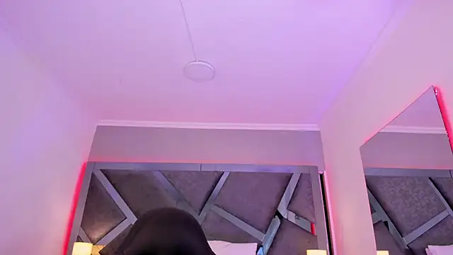 AmberiniHoffman online show from 01/31/25, 05:53