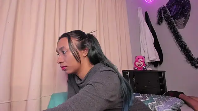 Brunettesexy0 online show from 11/25/25, 03:23