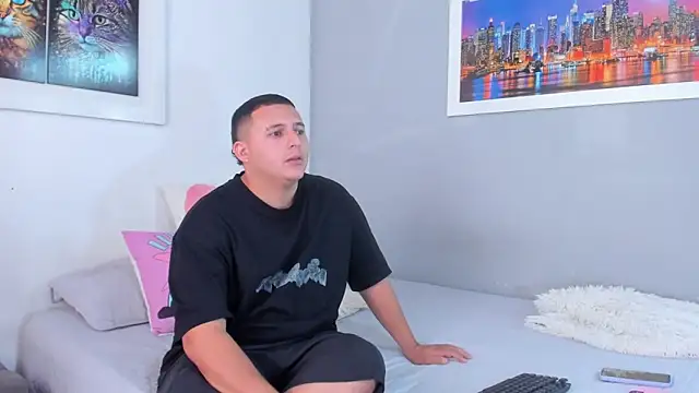 naughtyloverss online show from 02/06/25, 02:58